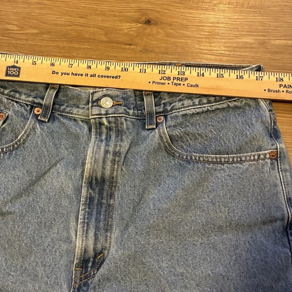 Vintage Levi's 505 Jean Shorts Men's 38 Blue Denim Light Wash Regular‎ Jorts Y2K